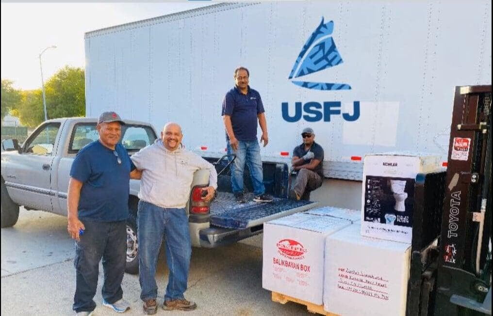 Sharing a few laughter and stories with our fellow Fijians from the Bay